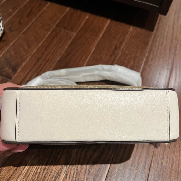 Coach Signature Crossbody Bag in Light Khaki Chalk - Picture 3 of 4